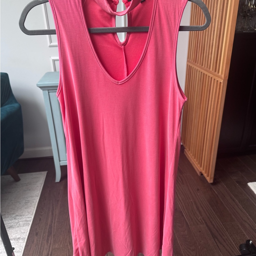Elegant Pink Sleeveless Dress